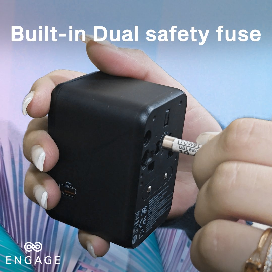 إشراك شاحن السفر العالمي 65W مع منفذ 3PD